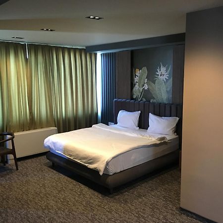 Hotel Emka Tetovo Esterno foto